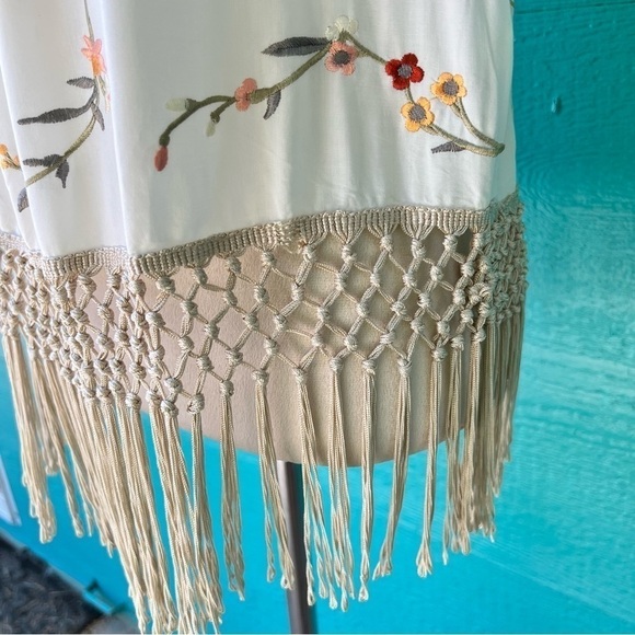 ANTHROPOLOGIE EMBROIDERED BIRDS FUN FLORAL PRINT FRINGE GATSBY HALTER STYLE … - Picture 7 of 14